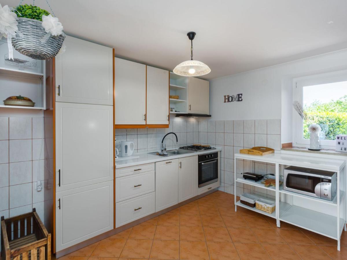Holiday Home Villa Lucky By Interhome Бртонигла Экстерьер фото
