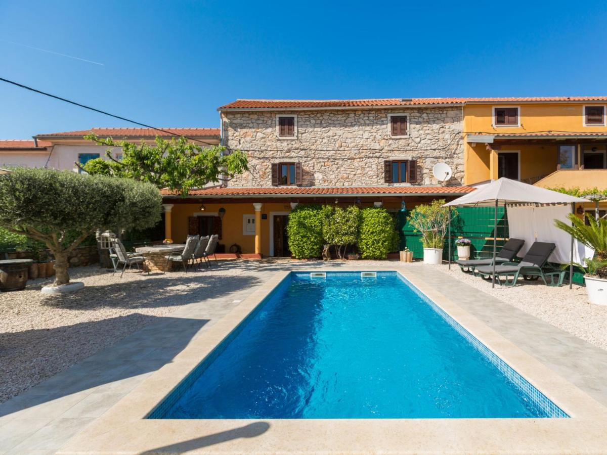 Holiday Home Villa Lucky By Interhome Бртонигла Экстерьер фото